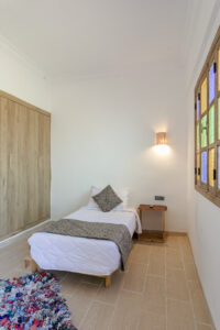 Gallery Thumbnail 3